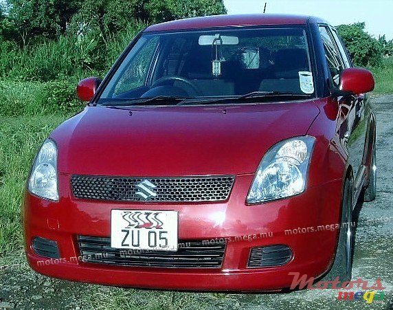 2005' Suzuki Swift photo #4