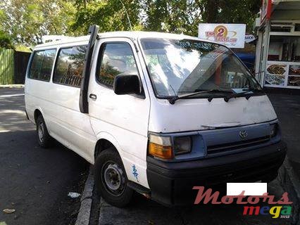 1990' Toyota HiAce photo #1