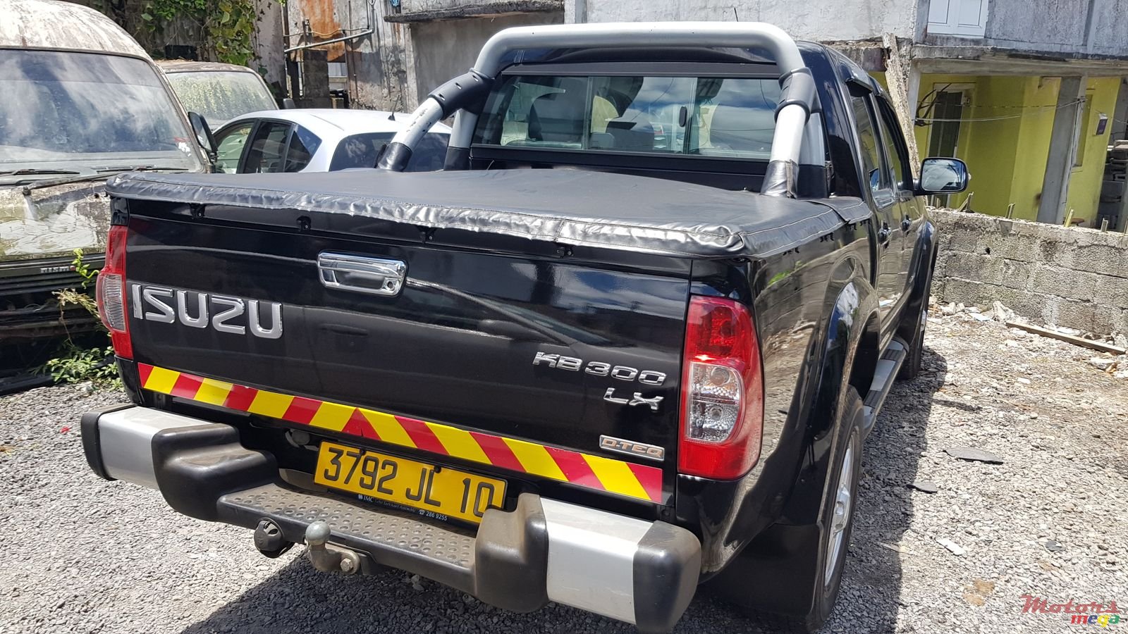 2010' Isuzu KB Series 3.0 turbo photo #2