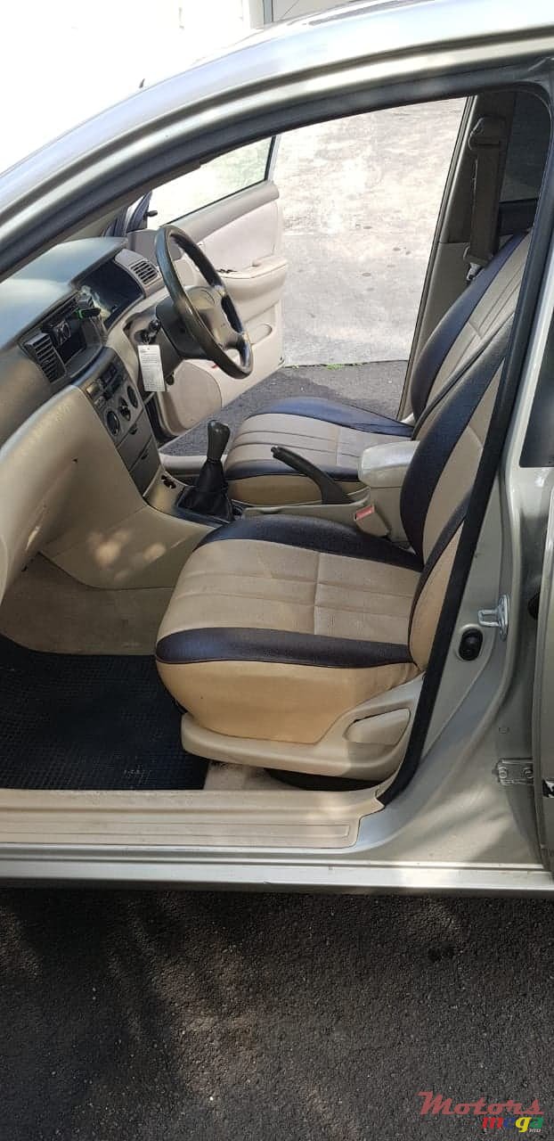 2002' Toyota Corolla NZE photo #3