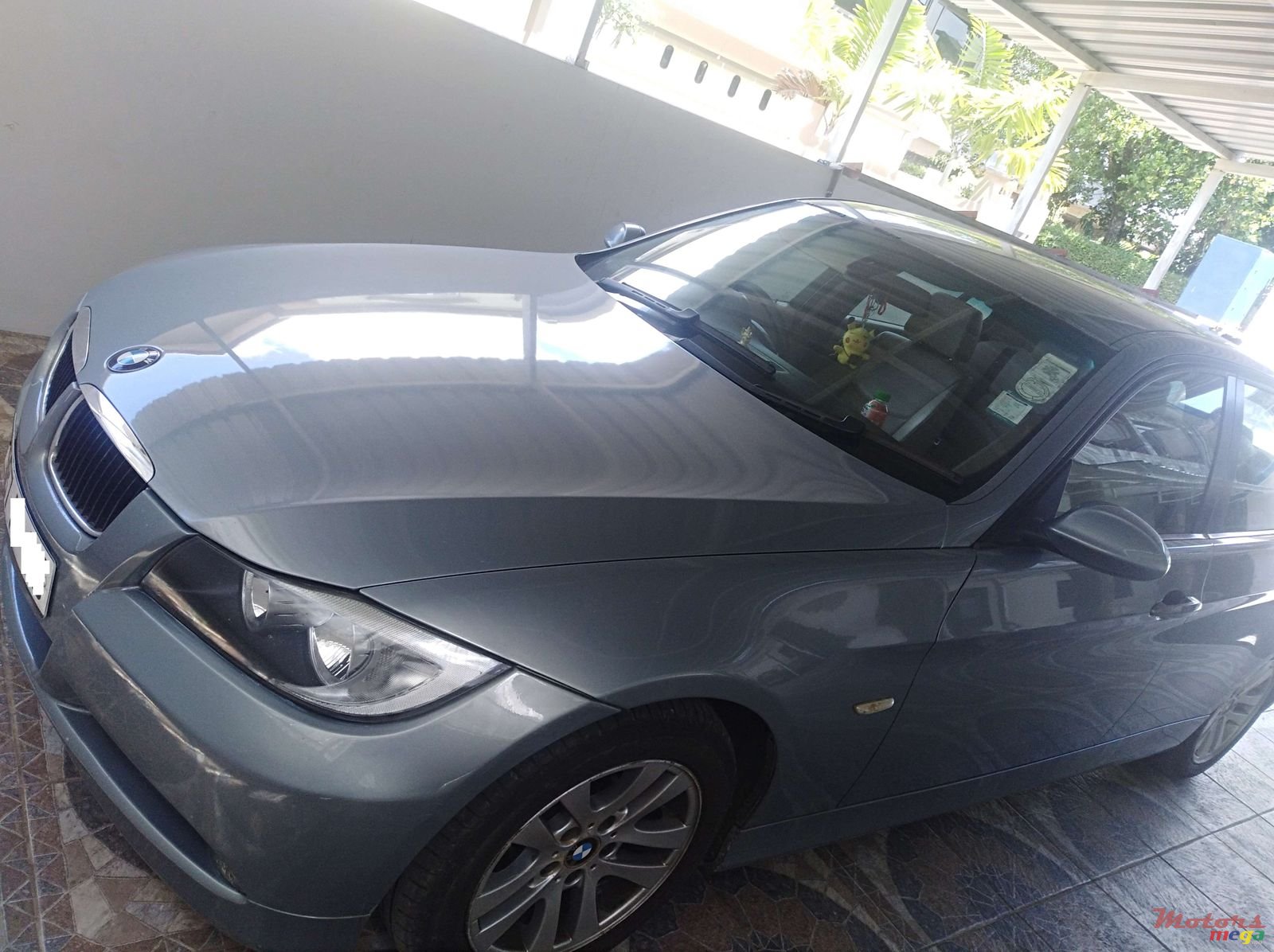 2006' BMW 320 photo #1