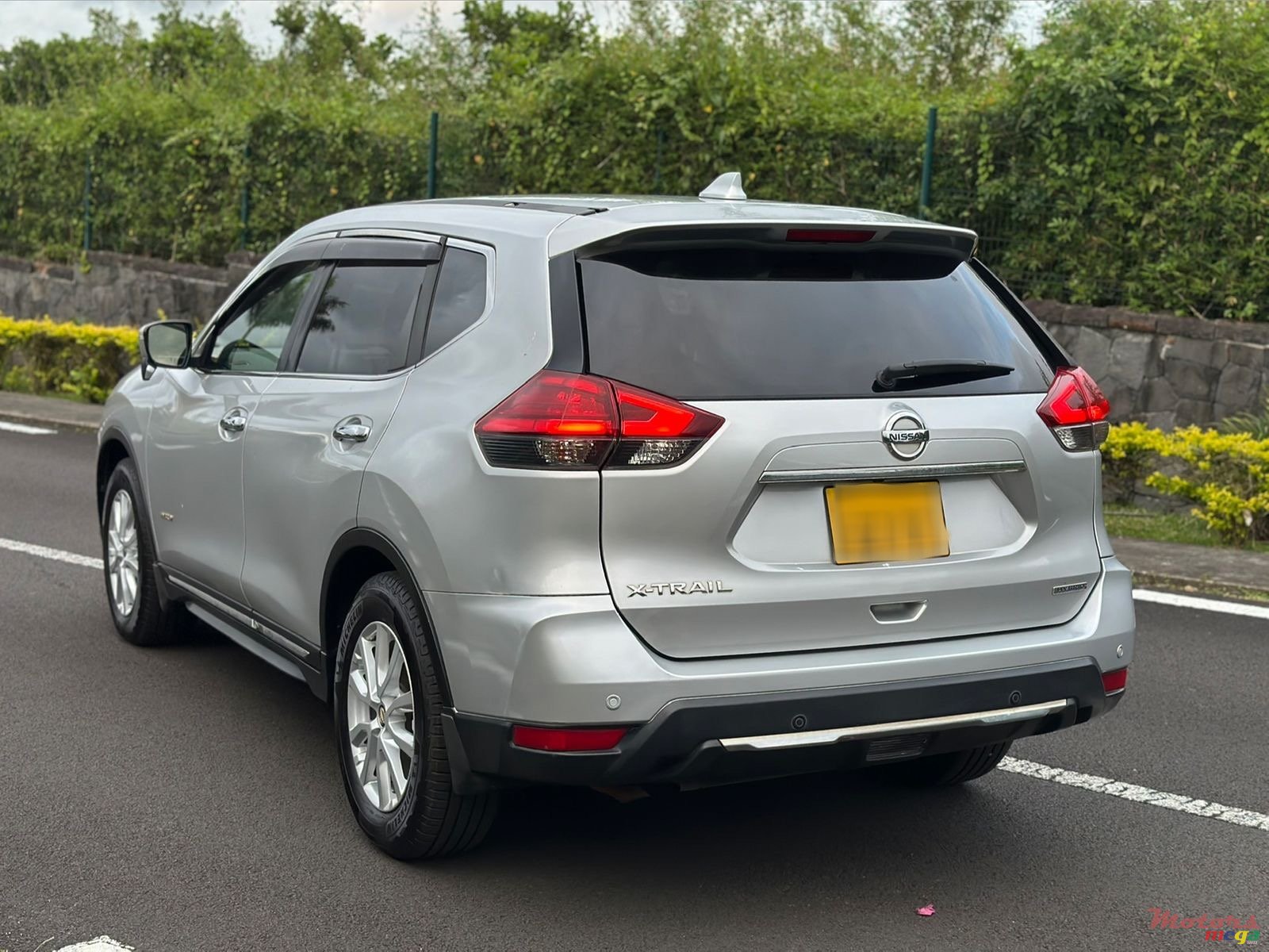 2017' Nissan Xtrail Hybrid photo #4