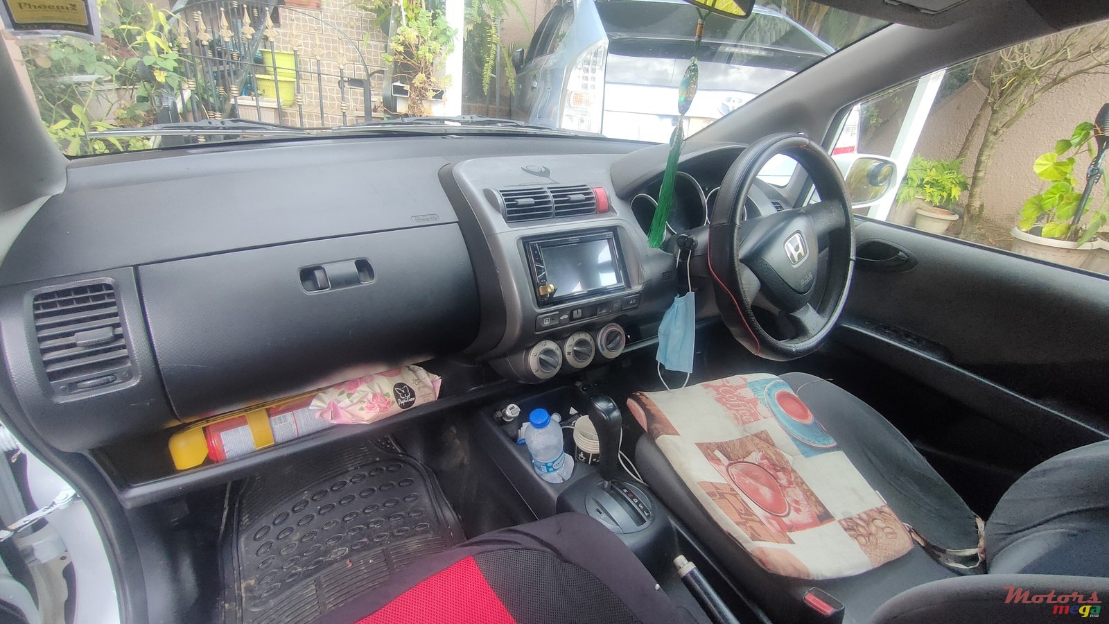 2004' Honda Fit photo #3