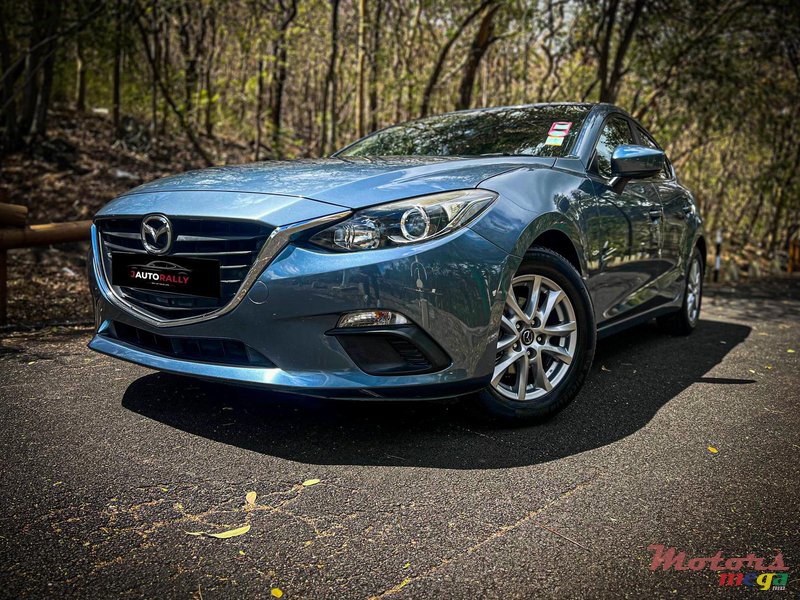 2016' Mazda 3 photo #3