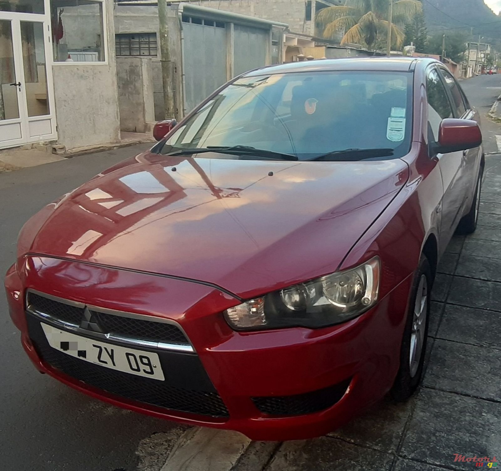 2009' Mitsubishi Lancer photo #2