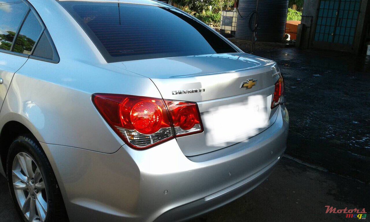 2013' Chevrolet Cruze photo #1