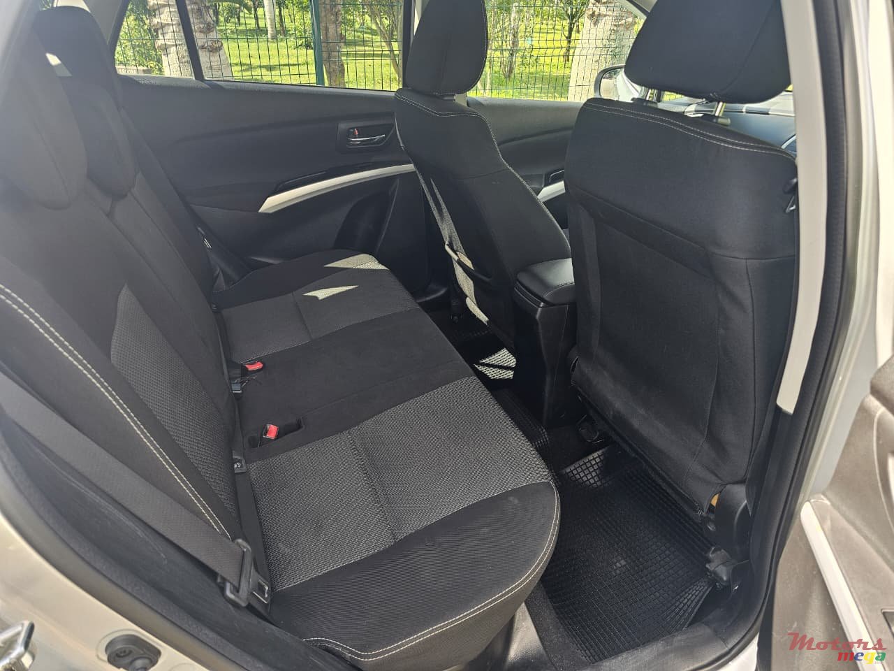 2015' Suzuki SX4 S-Cross 1.6 photo #5