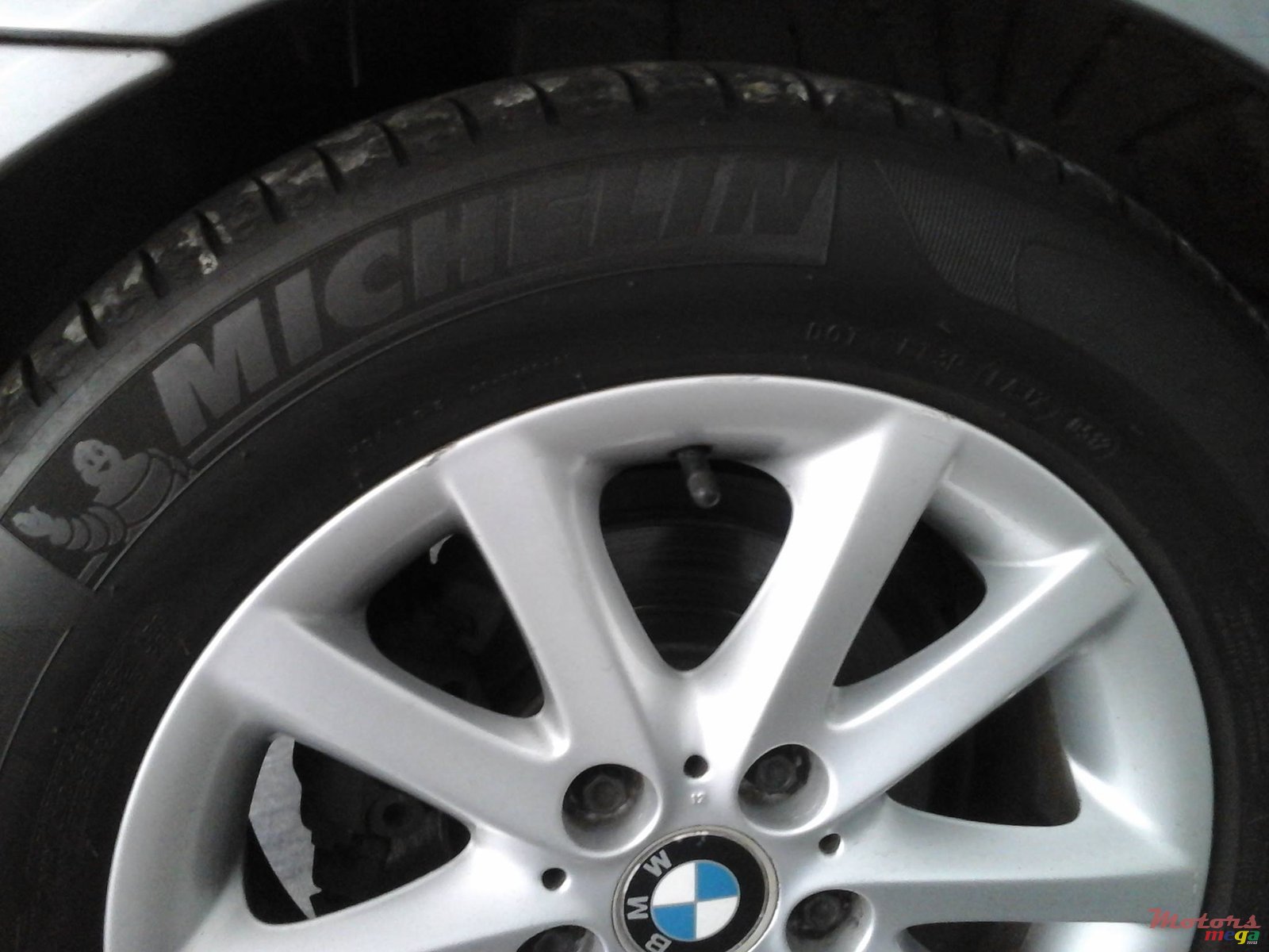 2004' BMW 3 Series photo #5