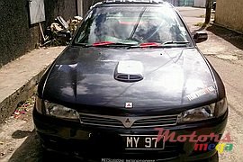 1997' Mitsubishi Lancer GLX photo #3