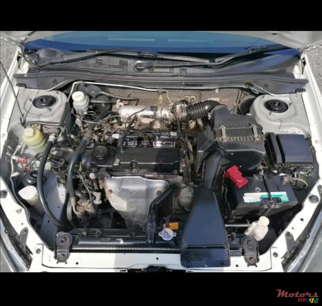 2009' Mitsubishi Lancer photo #4