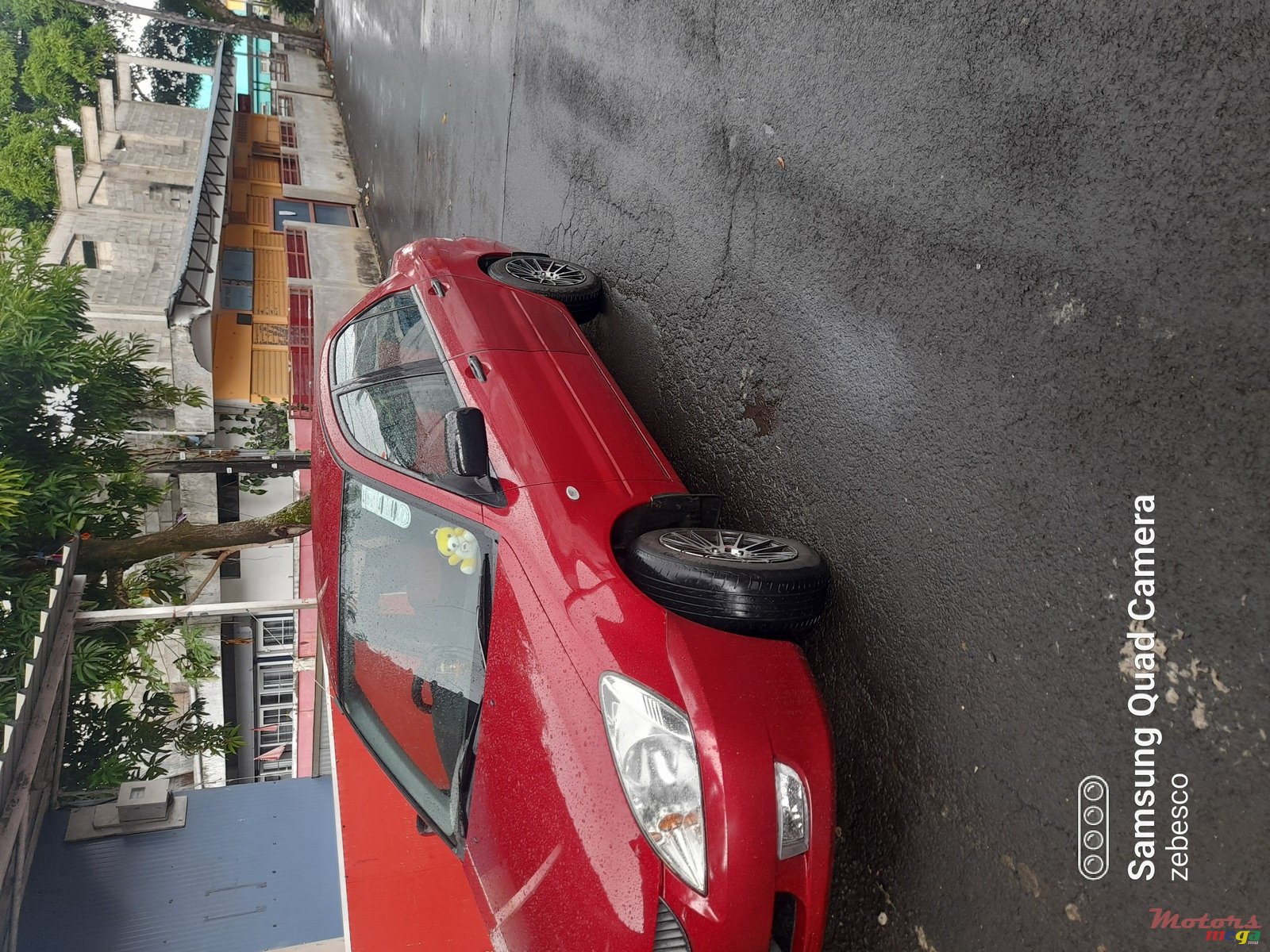 2004' Mitsubishi Lancer photo #3