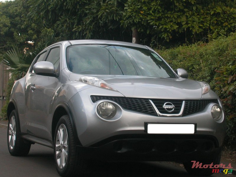 2011' Nissan Juke urban selection photo #1