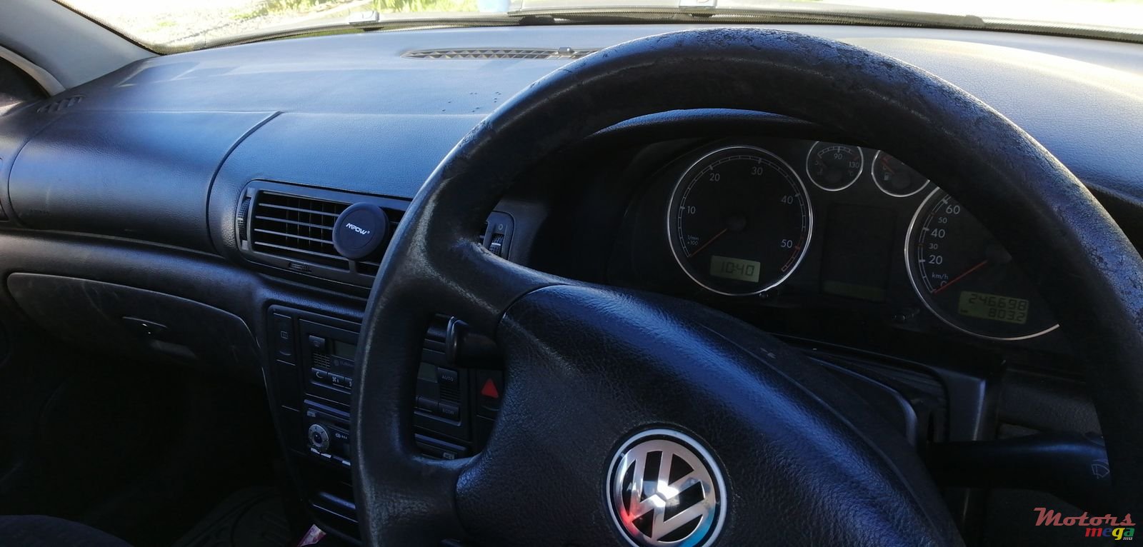 2003' Volkswagen Passat photo #4