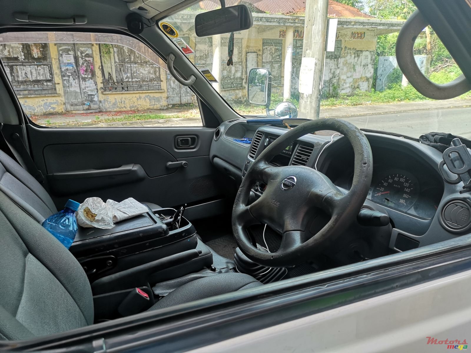 2004' Nissan Urvan No photo #4