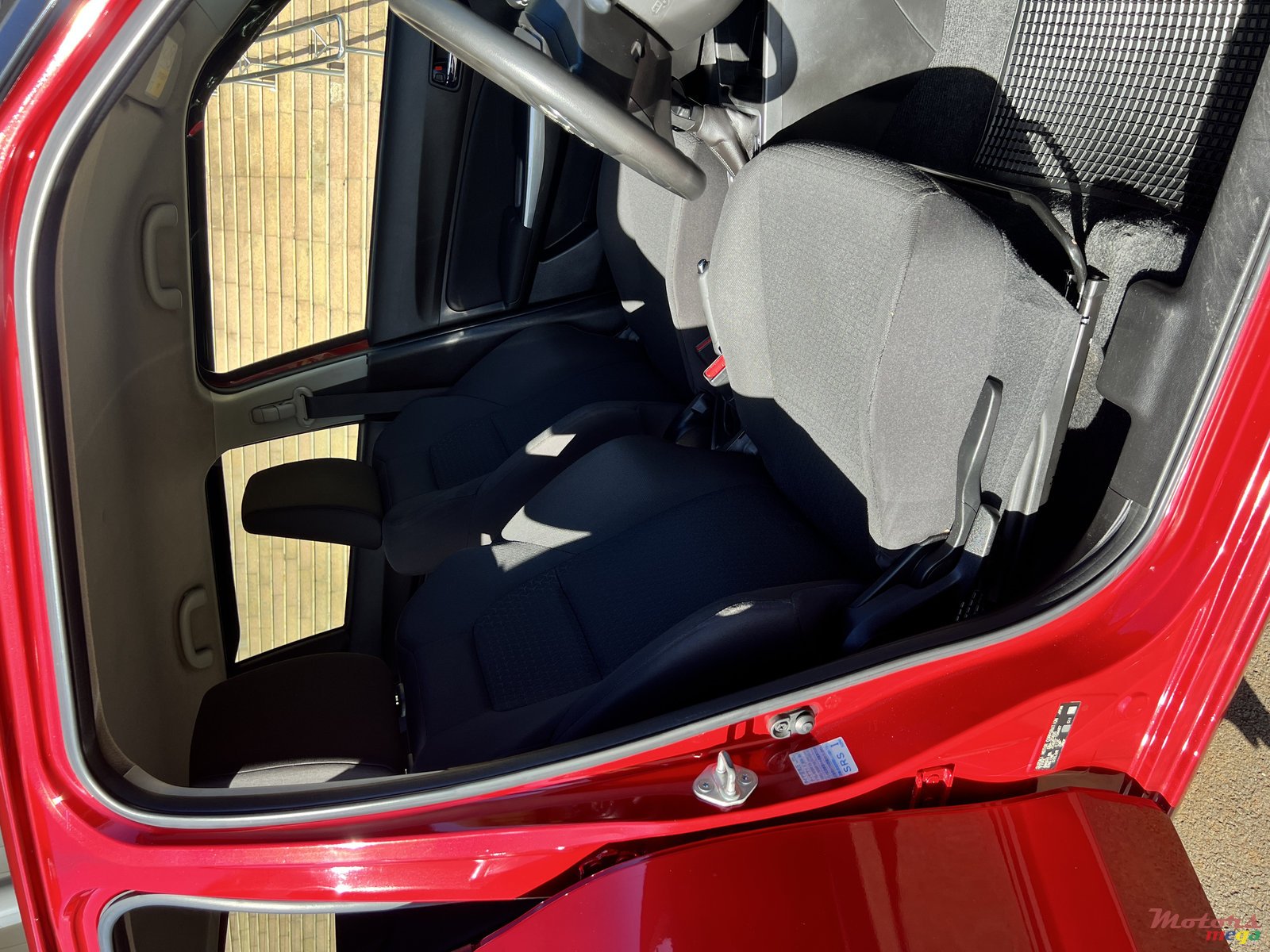 2017' Suzuki Swift photo #6