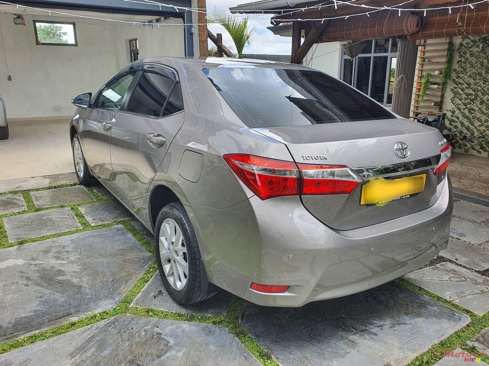 2015' Toyota Corolla photo #1