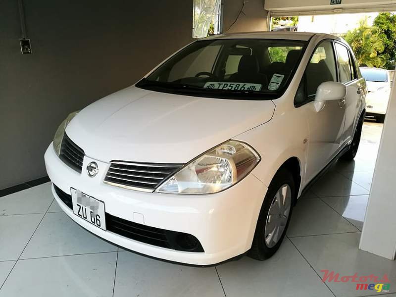 2006' Nissan Tiida photo #3