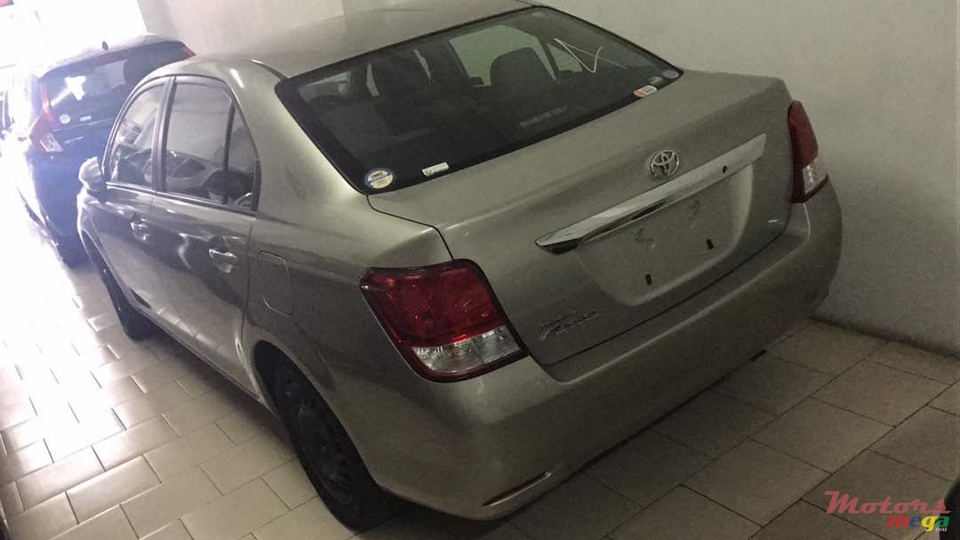 2014' Toyota Corolla AXIO photo #4