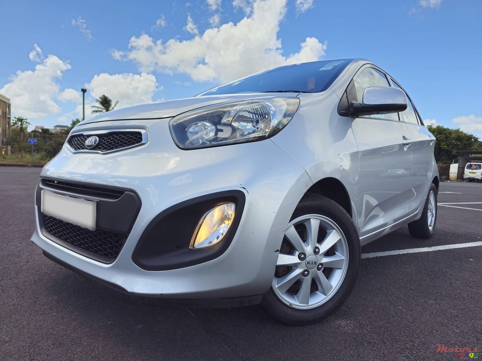 2013' Kia Picanto photo #7