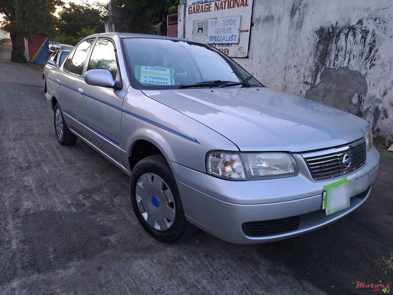2001' Nissan Sunny B15 photo #2