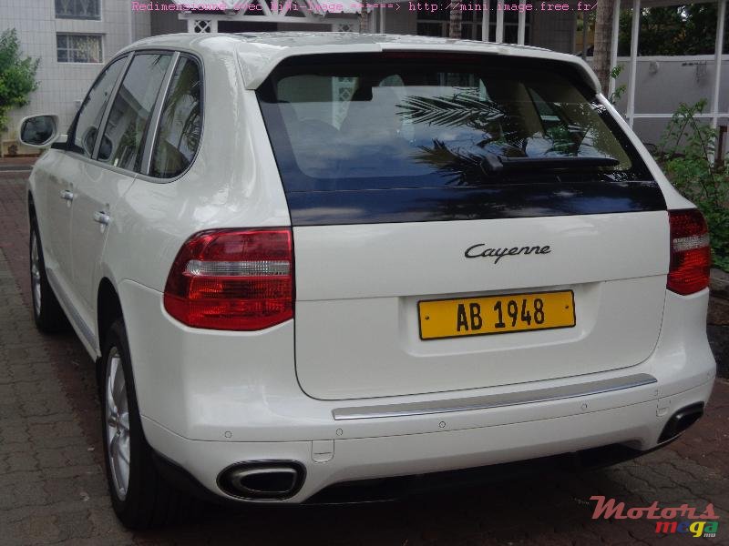 2008' Porsche Cayenne photo #4
