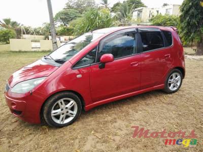 2007' Mitsubishi Colt photo #4