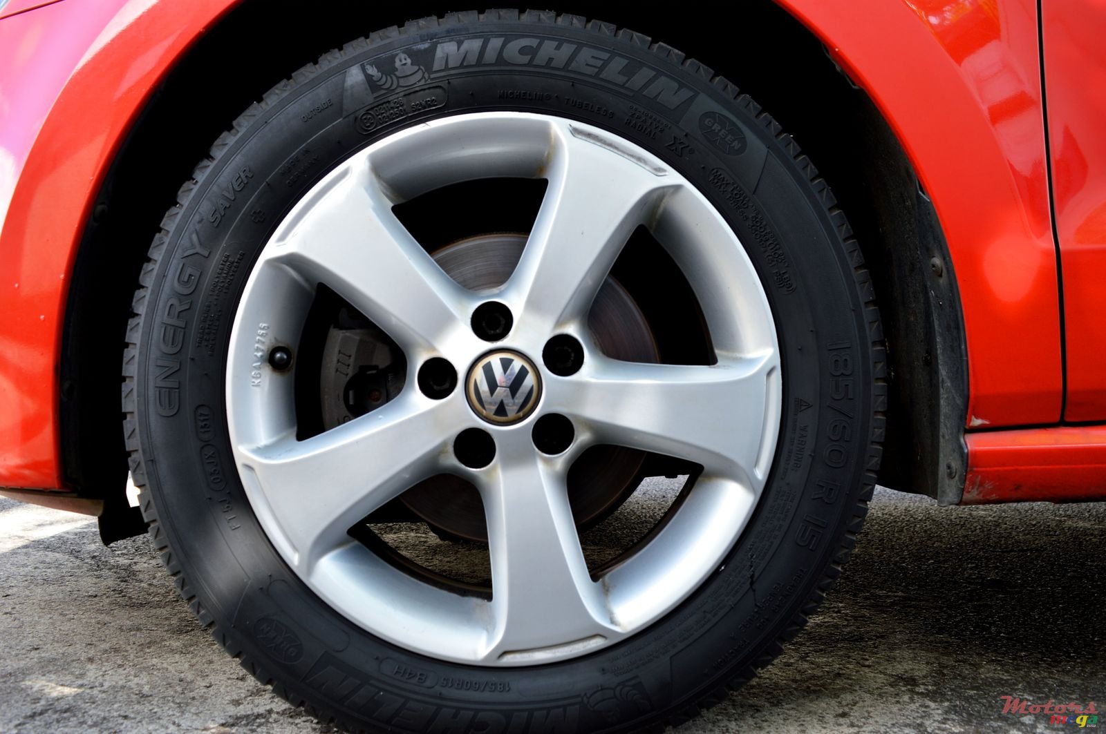 2012' Volkswagen Polo photo #5