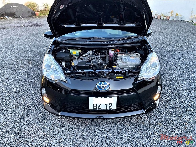 2012' Toyota Aqua Auto 1.5L JAPAN photo #6