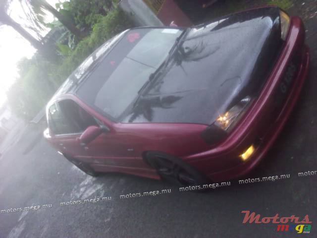 1995' Nissan Primera photo #3