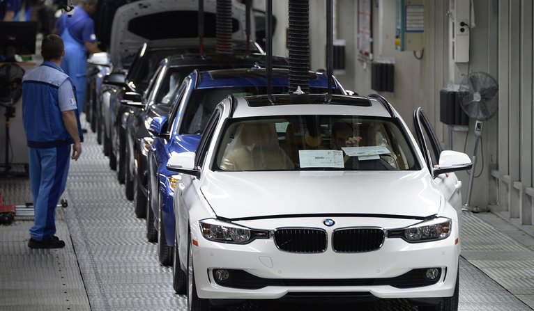 German Car Industry Criticized by Environment Agency Over Emissions