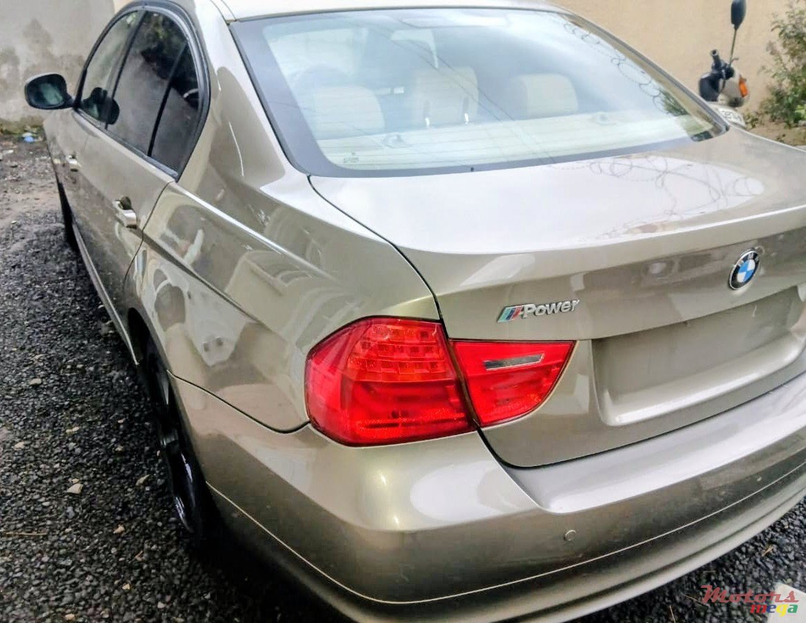 2009' BMW 320 photo #6