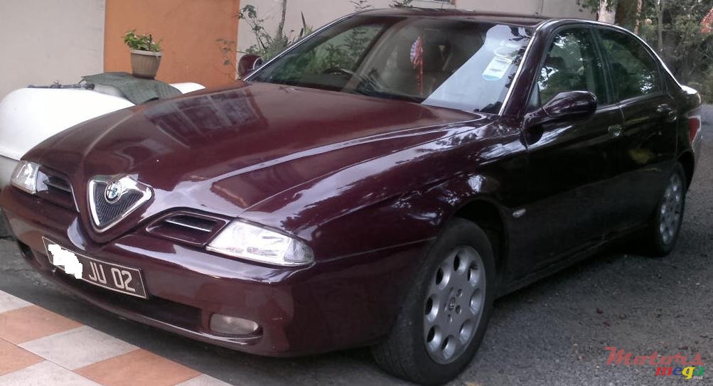 2002' Alfa Romeo 166 photo #1