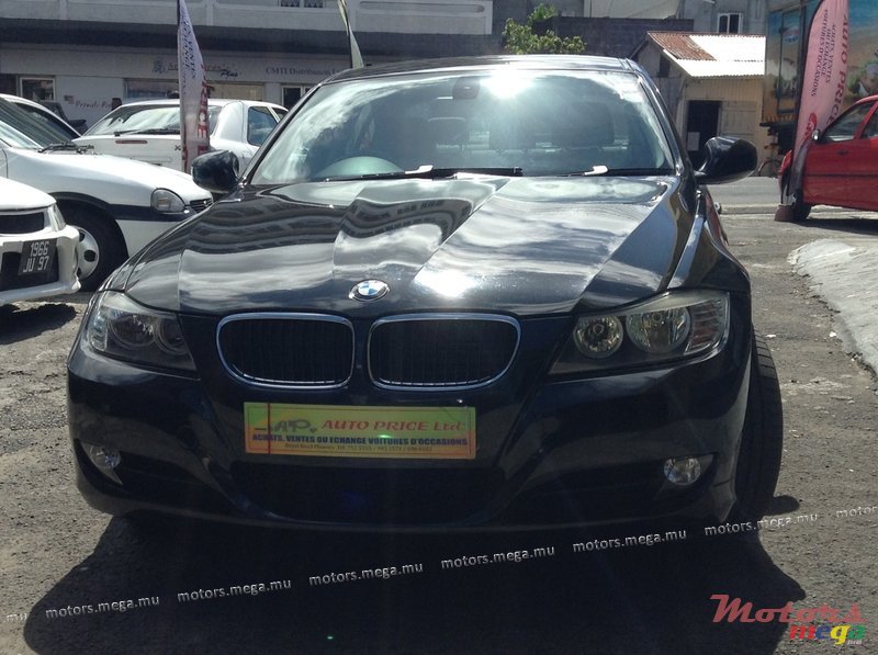 2008' BMW 320i photo #1