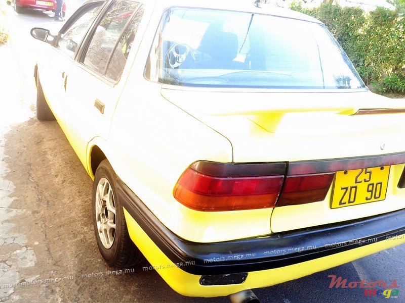 1990' Mitsubishi Lancer Sport photo #2