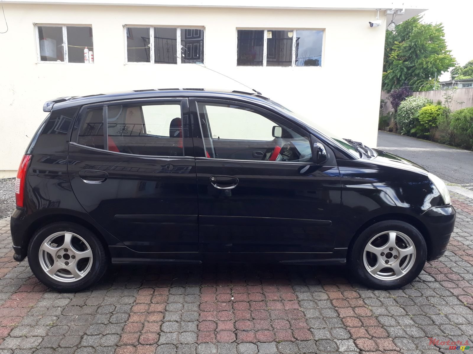 2005' Kia Picanto photo #1