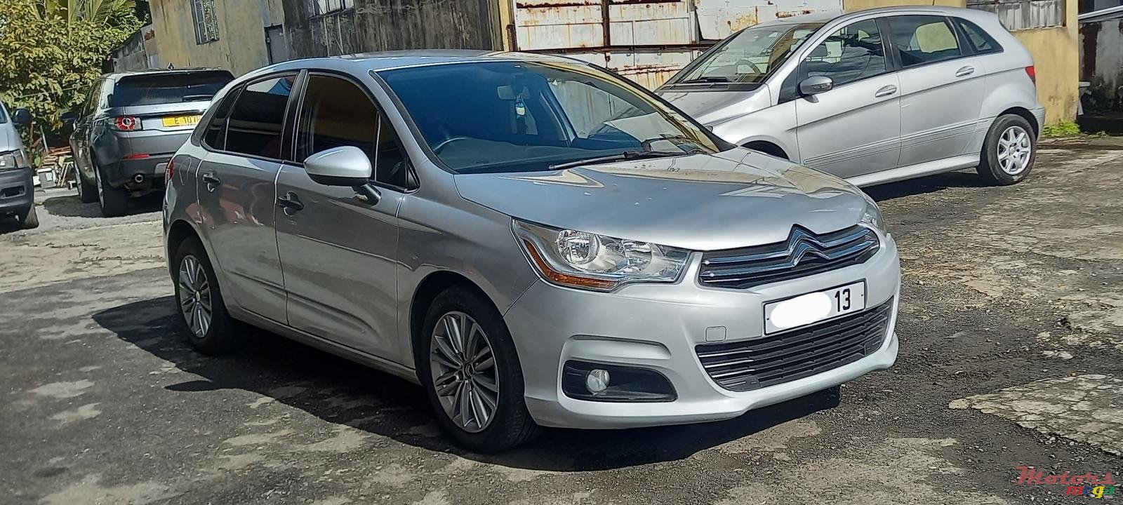 2013' Citroen C4 photo #2