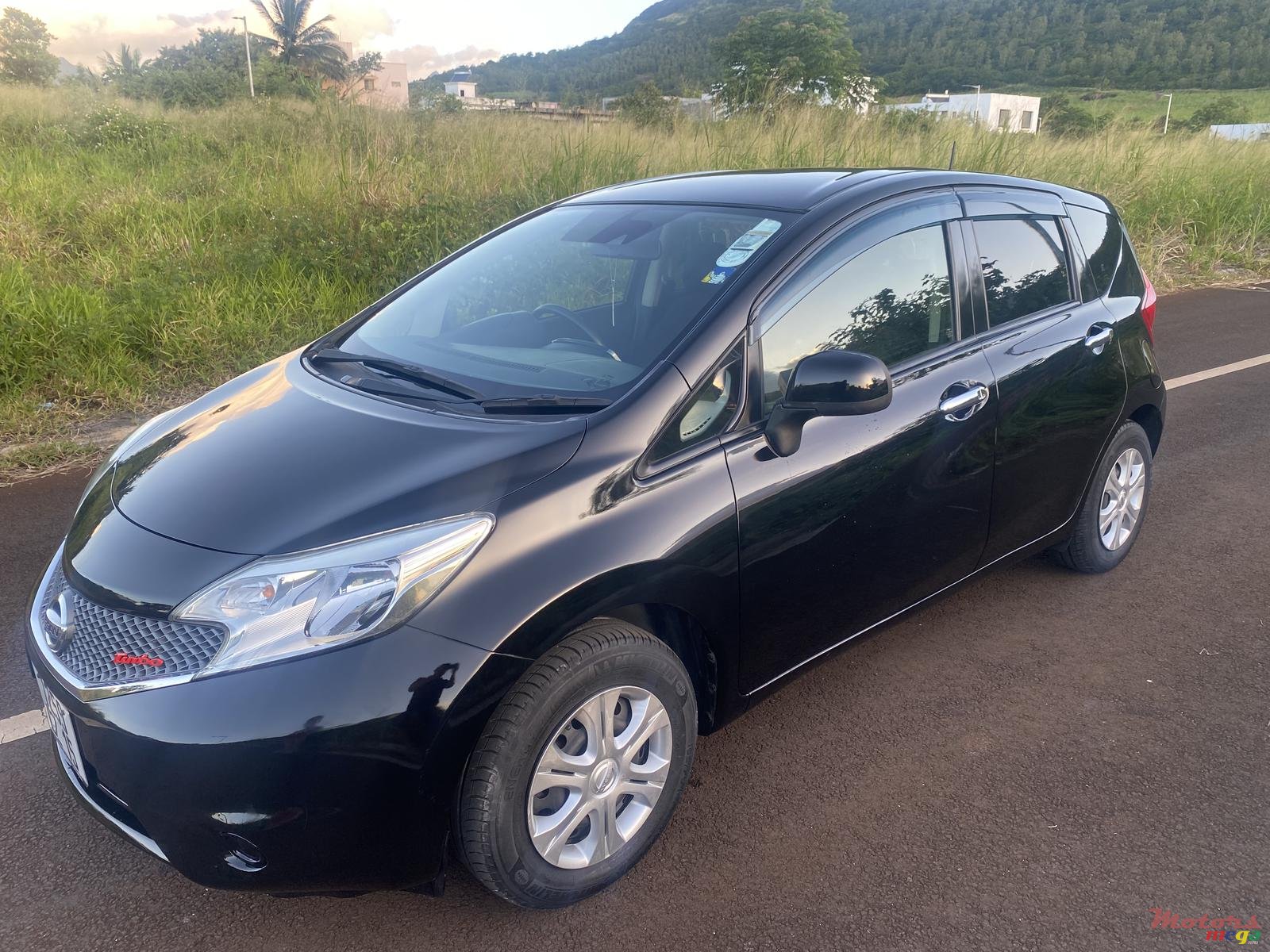 2015' Nissan Note photo #2
