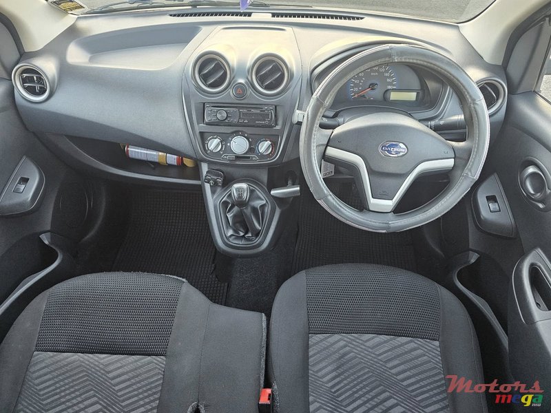 2018' Datsun Go photo #5