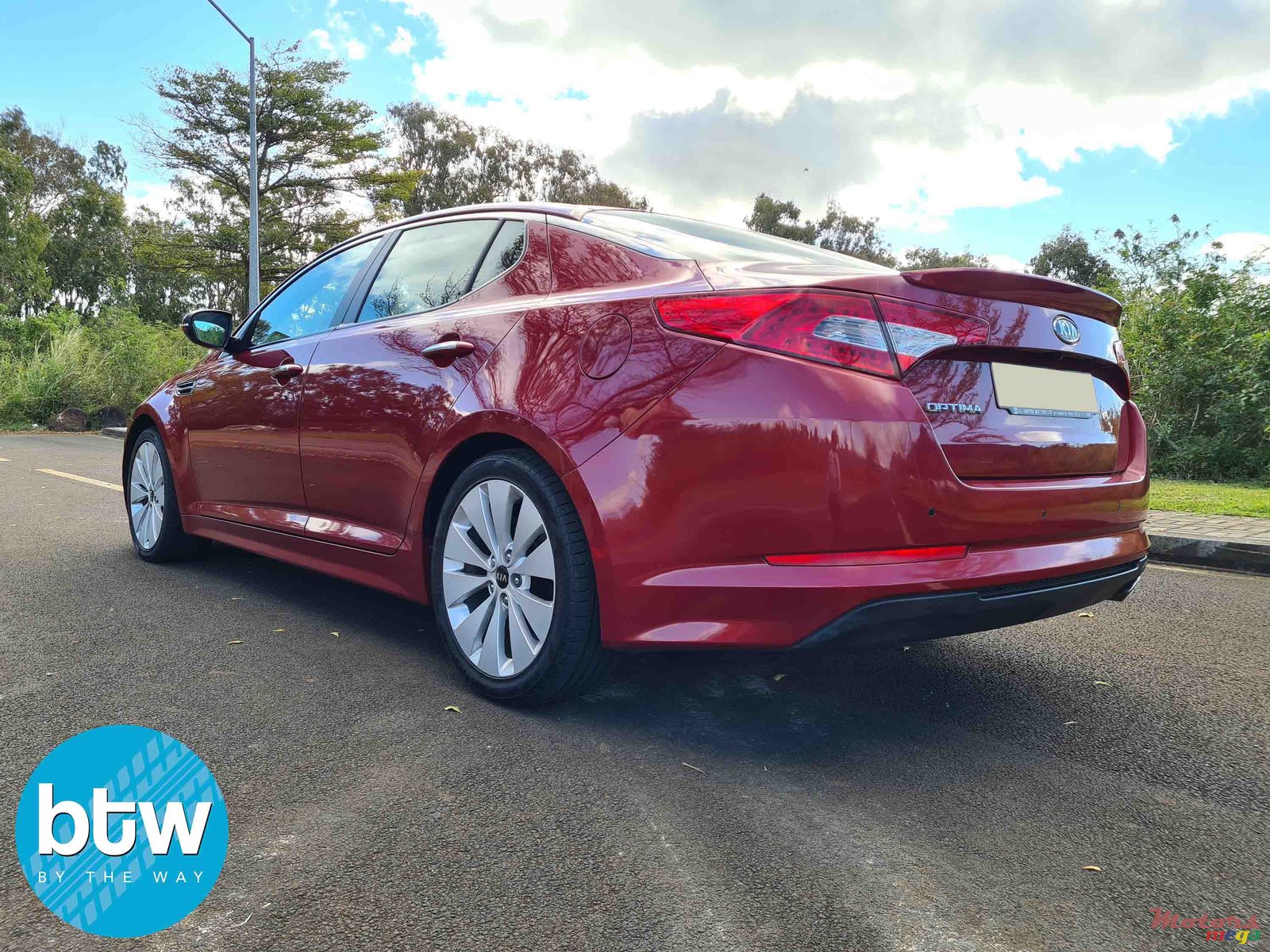 2012' Kia Optima photo #3