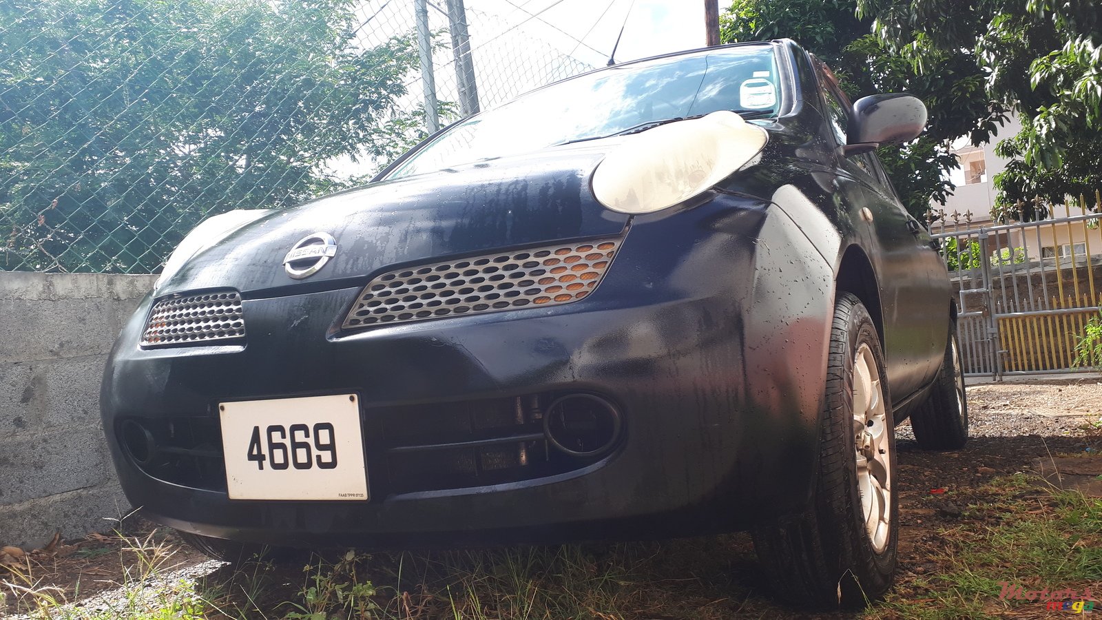 2003' Nissan March photo #1