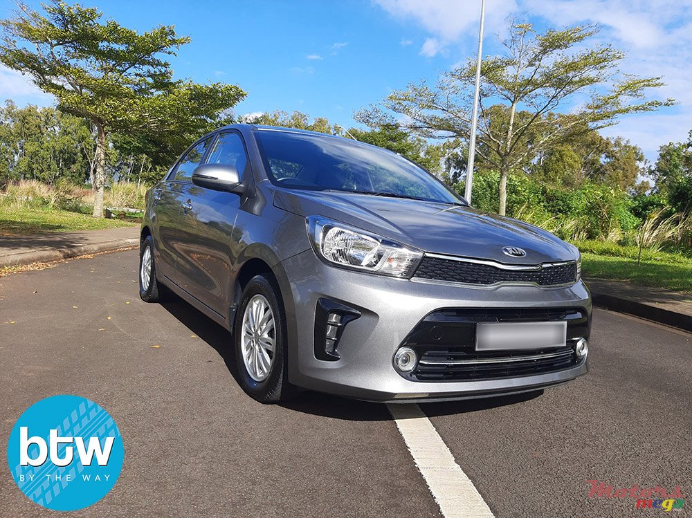 2020' Kia Rio photo #1