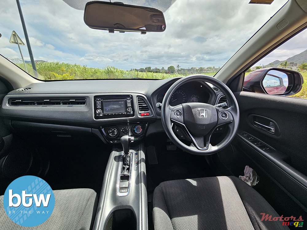 2015' Honda HR-V Comfort photo #7