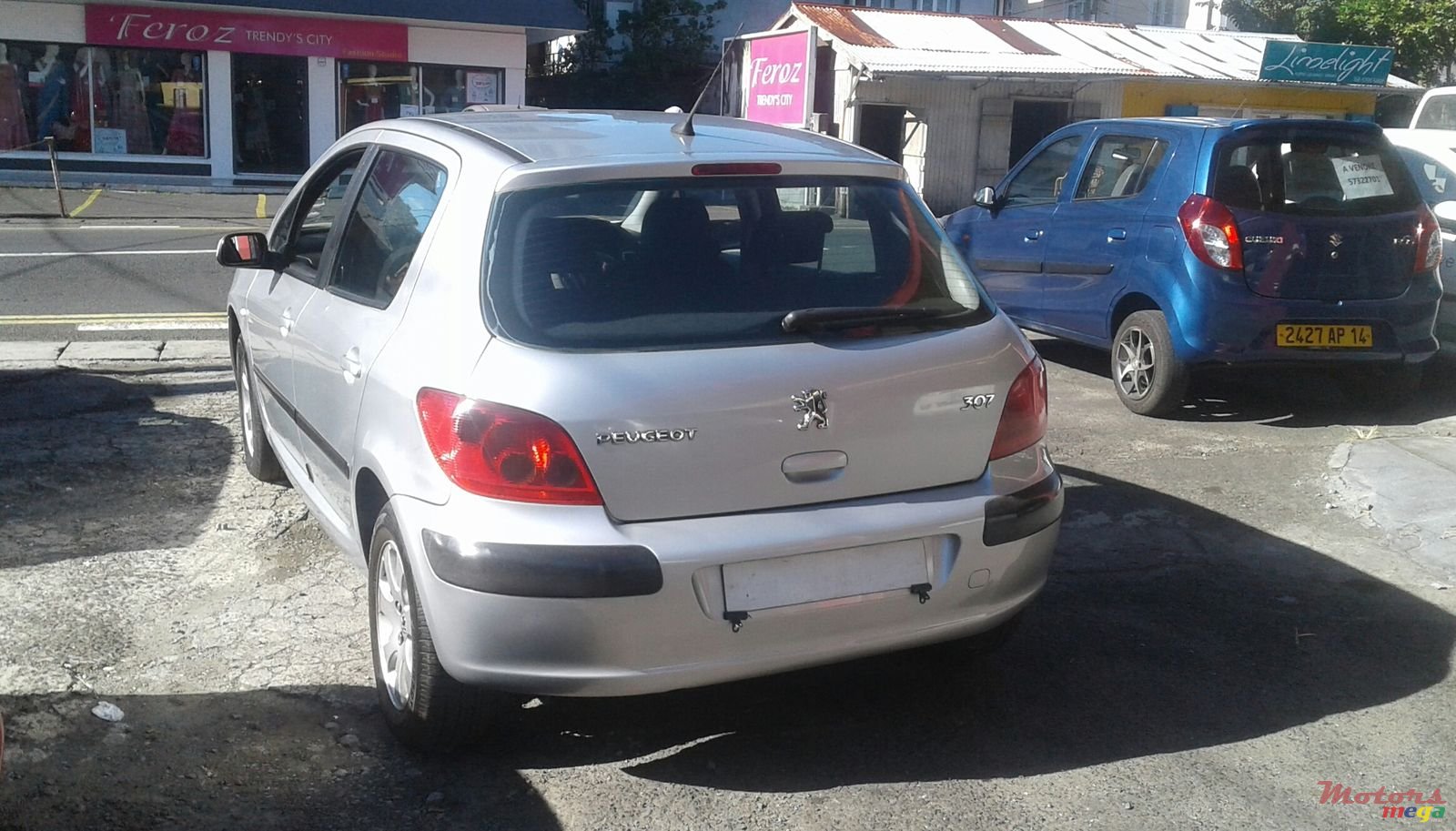 2005' Peugeot 307 photo #2