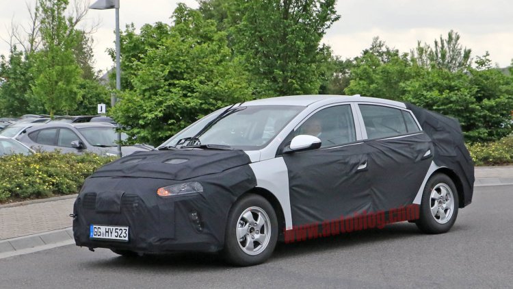 Hyundai Spotted Testing Prius Rival