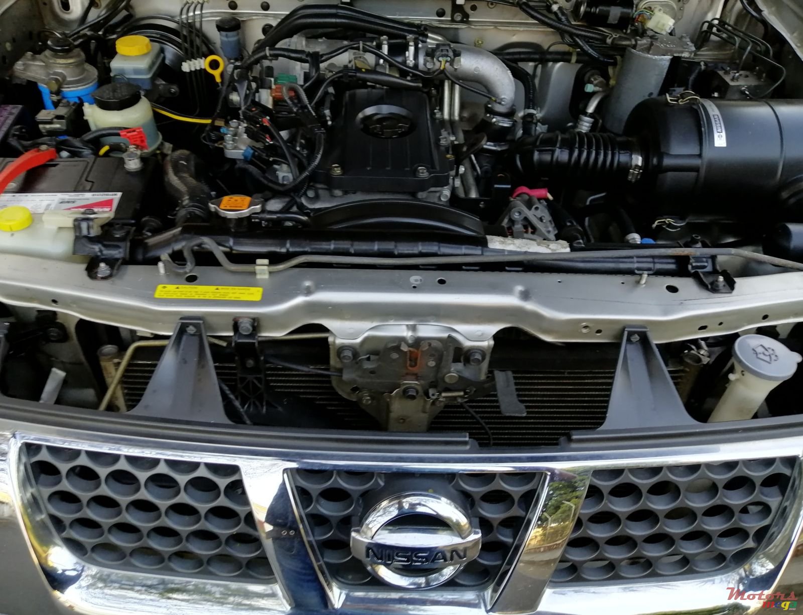 2010' Nissan Hardbody photo #3