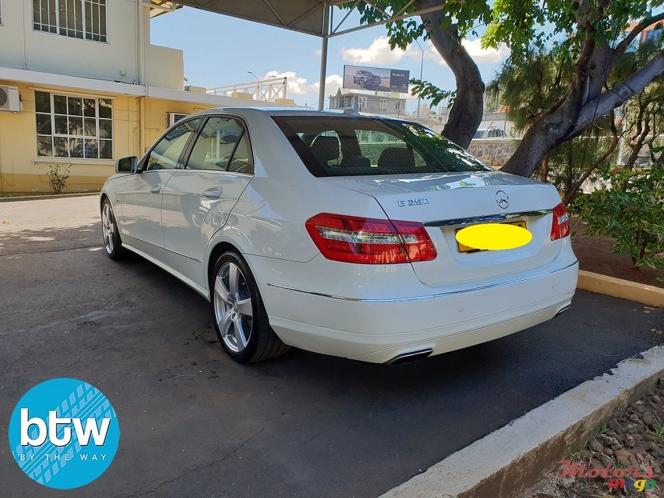 2012' Mercedes-Benz 250 photo #3