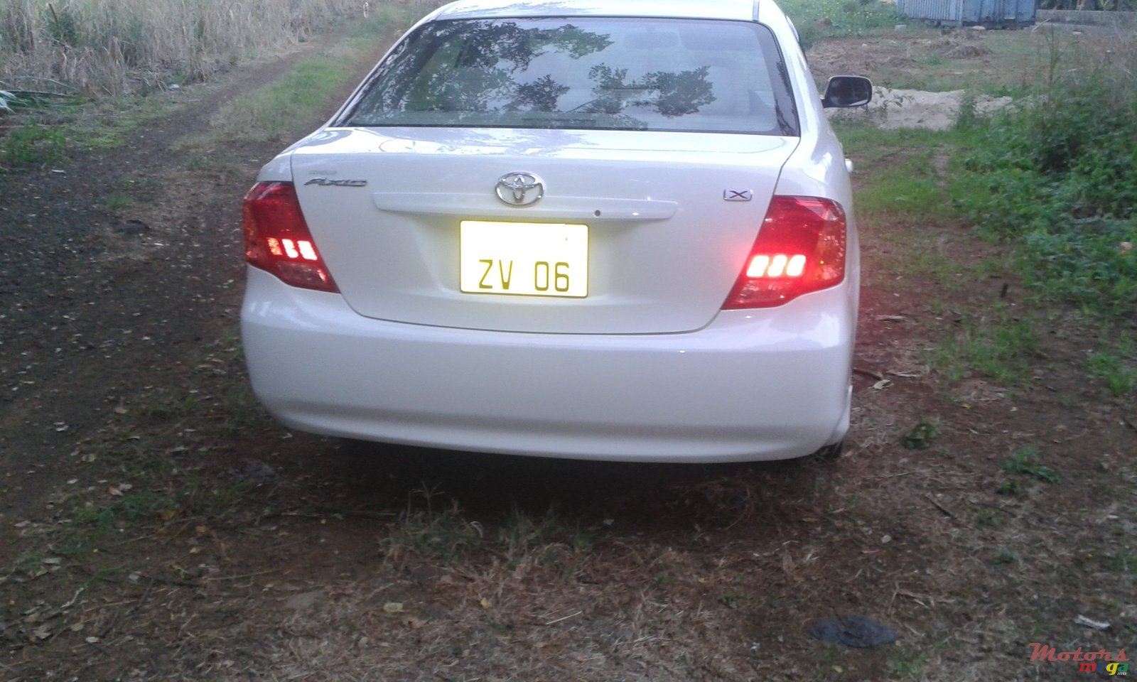 2006' Toyota Axio photo #5