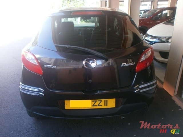 2011' Mazda Demio photo #4