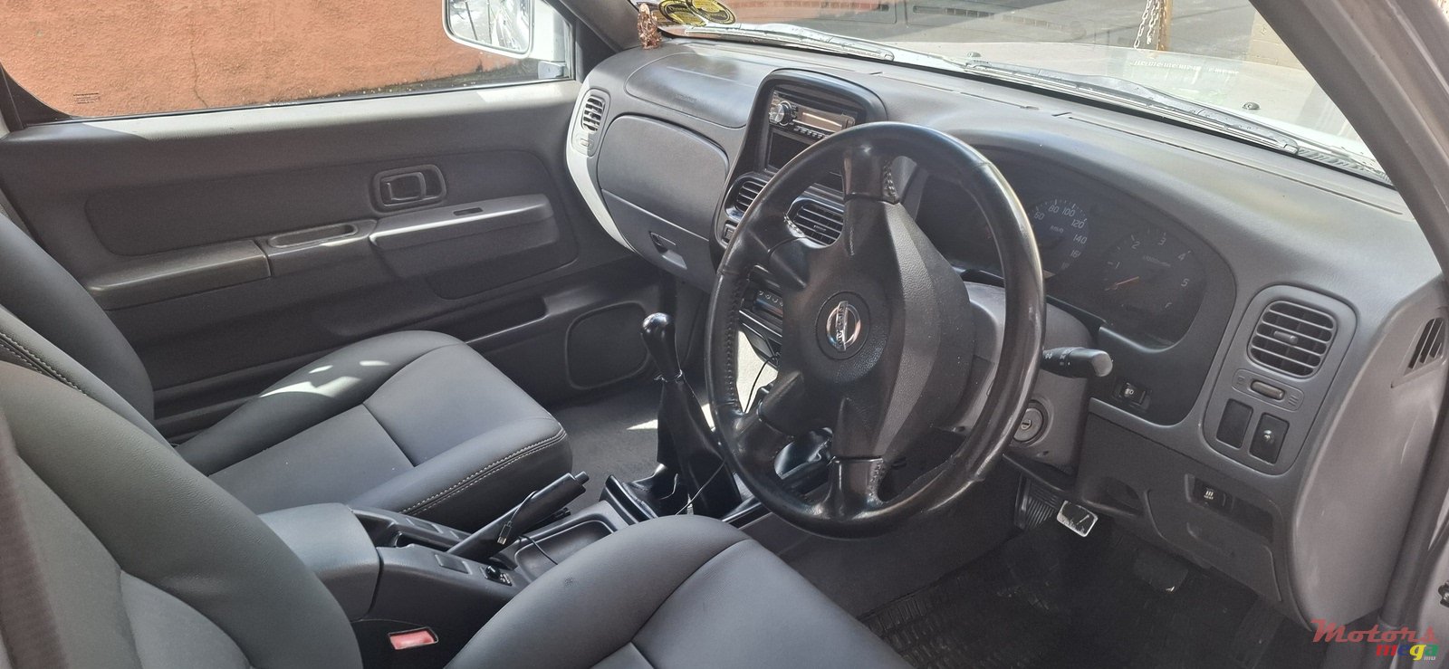 2007' Nissan Hardbody photo #5