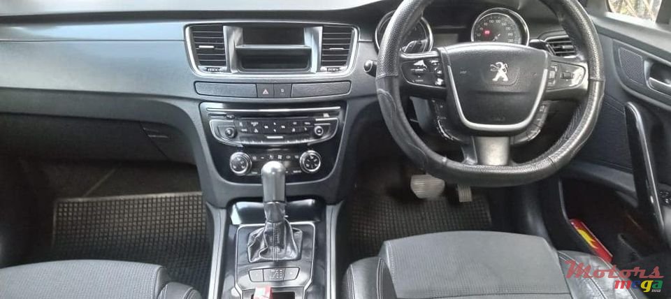 2013' Peugeot 508 AUTOMATIC photo #2